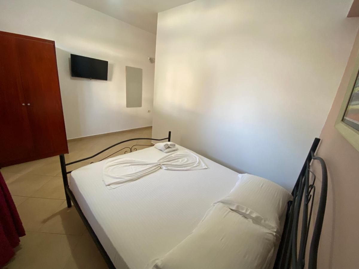 Resol Hotel Ksamil Buitenkant foto